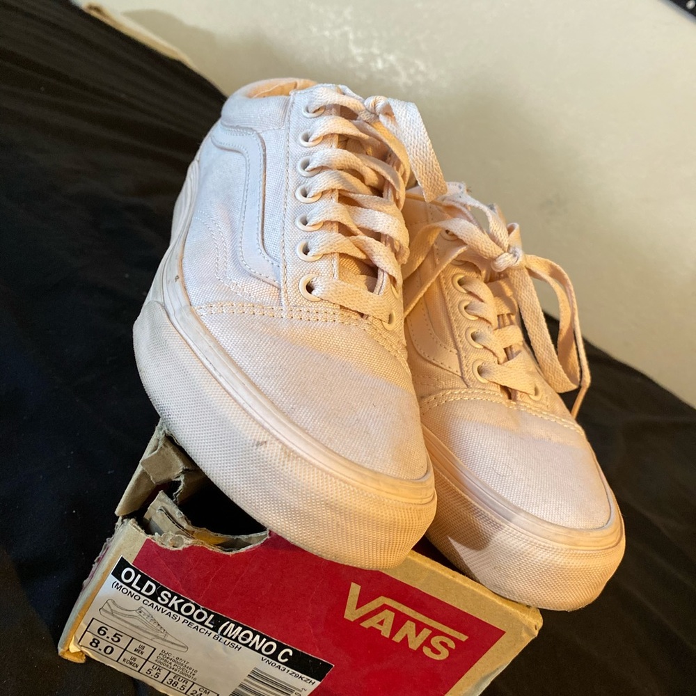Old skool (mono canvas) vans peach blush women size 8 mens 6.5
